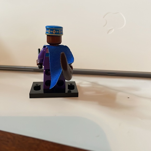 Lego Harry Potter Kingsley Shackelbolt mini figure - Picture 2 of 2